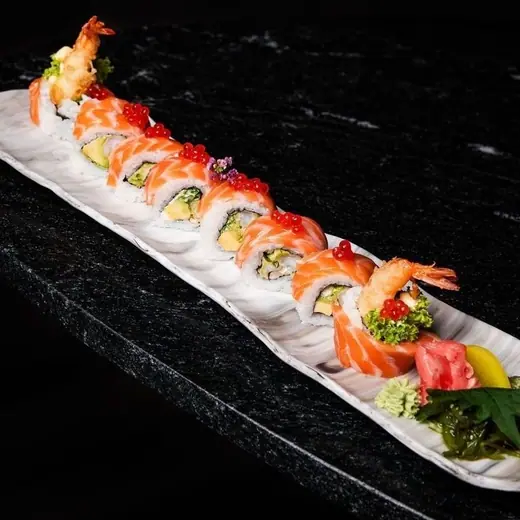 California Gold Roll (Salmon & Shrimp)